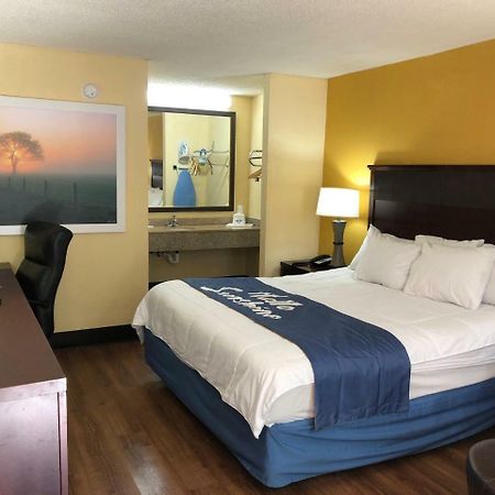 Days Inn By Wyndham King-Winston Salem Area Exterior foto